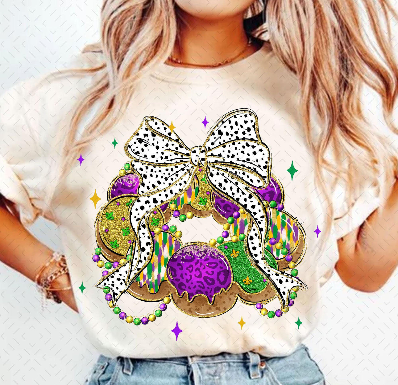 King cake bow coquette TSHIRT