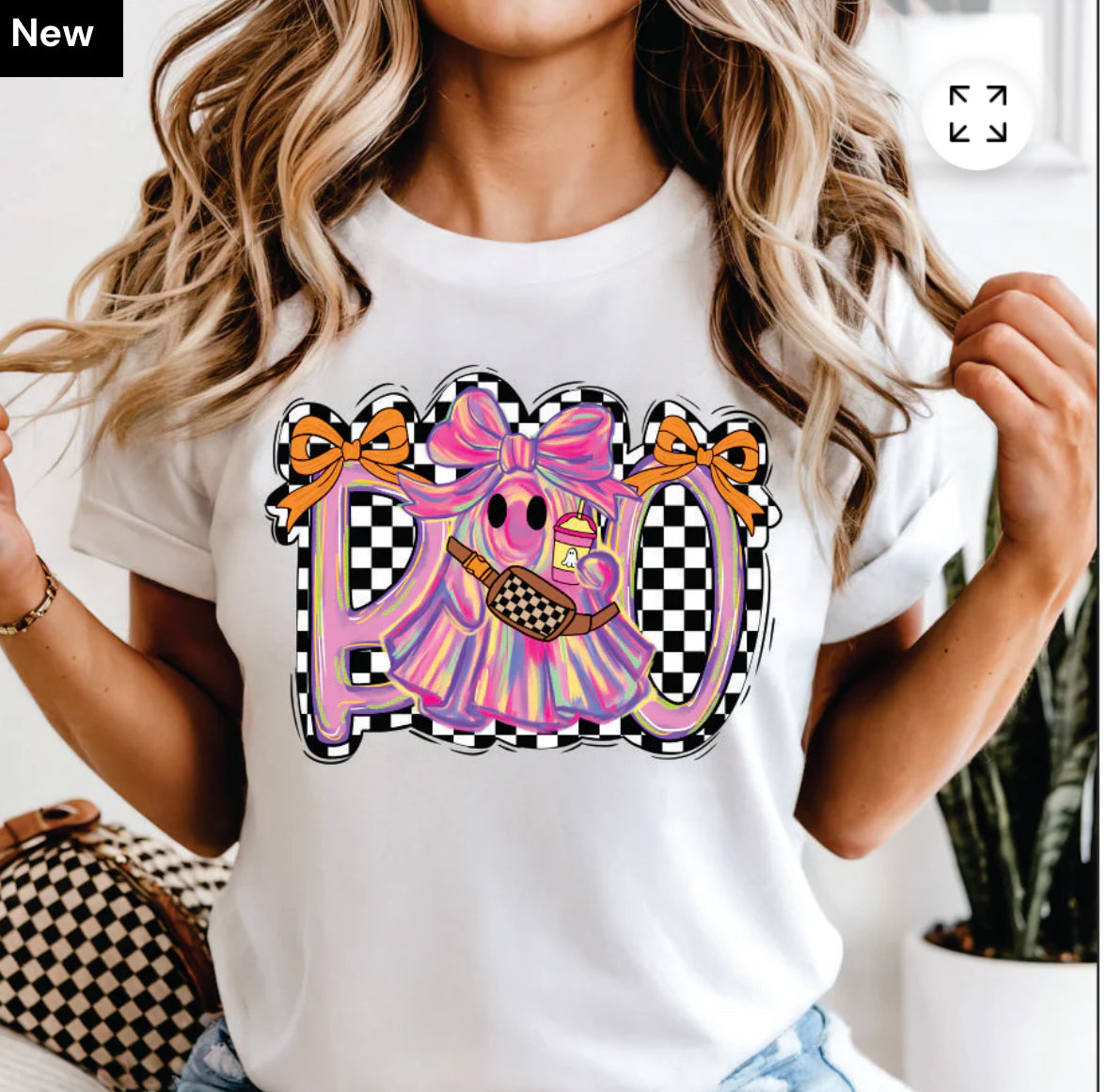 Boo pink ghost checkered background 