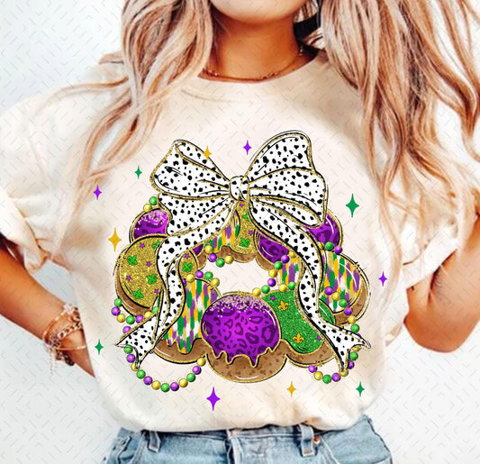 King cake bow coquette TSHIRT